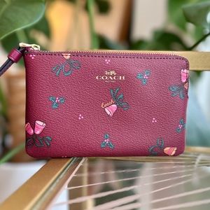 NWT Coach Maroon / Dark Red Christmas Holiday Bells & Holly Wristlet